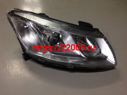 Фара передняя правая Bonus 3 (J52-4421020)